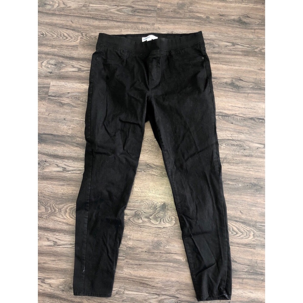 Old Navy Rockstar Super-Skinny Never Fade Jeans